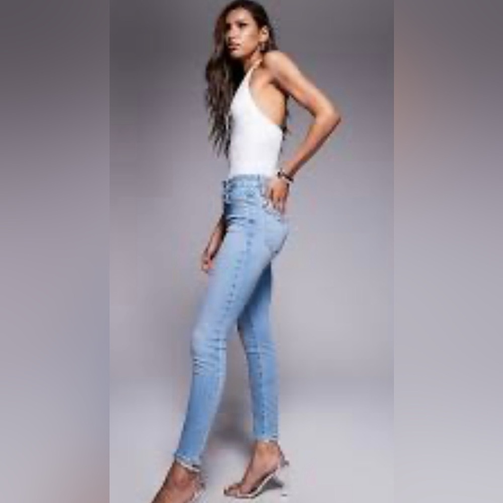 REDUCED!  Good American Light Blue Skinny Jeans